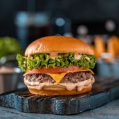 Classic Cheeseburger