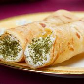 Labneh W Zaatar Chapati