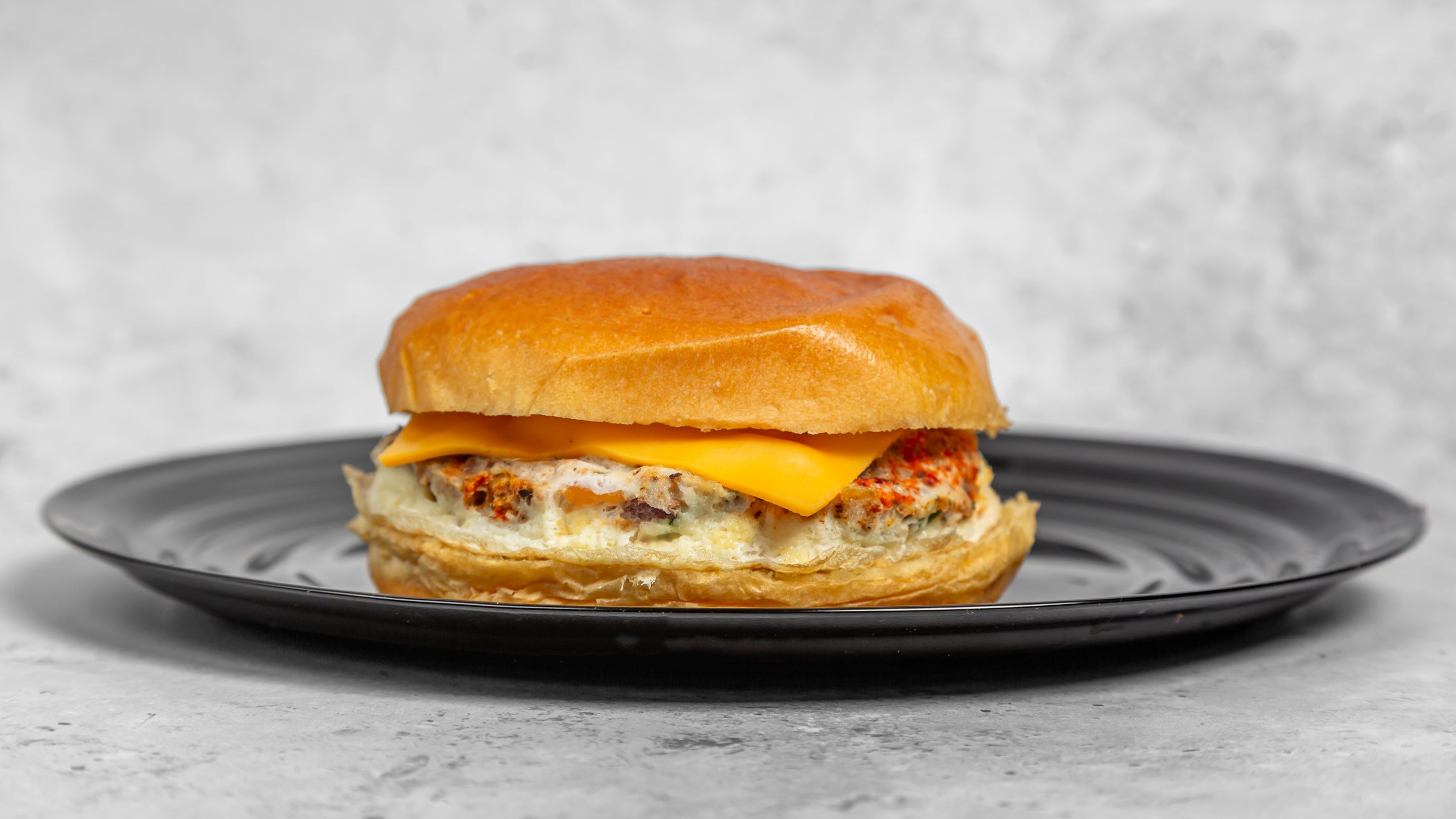 Hot Omelette Burger