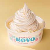 Yogurt Ice cream Small Cup With 5 Toppings 6oz