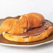 Croissant Large Nutella
