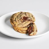 Classic Chocolate Chunk Cookie (12)