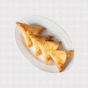 4 Pcs Meat Samosa