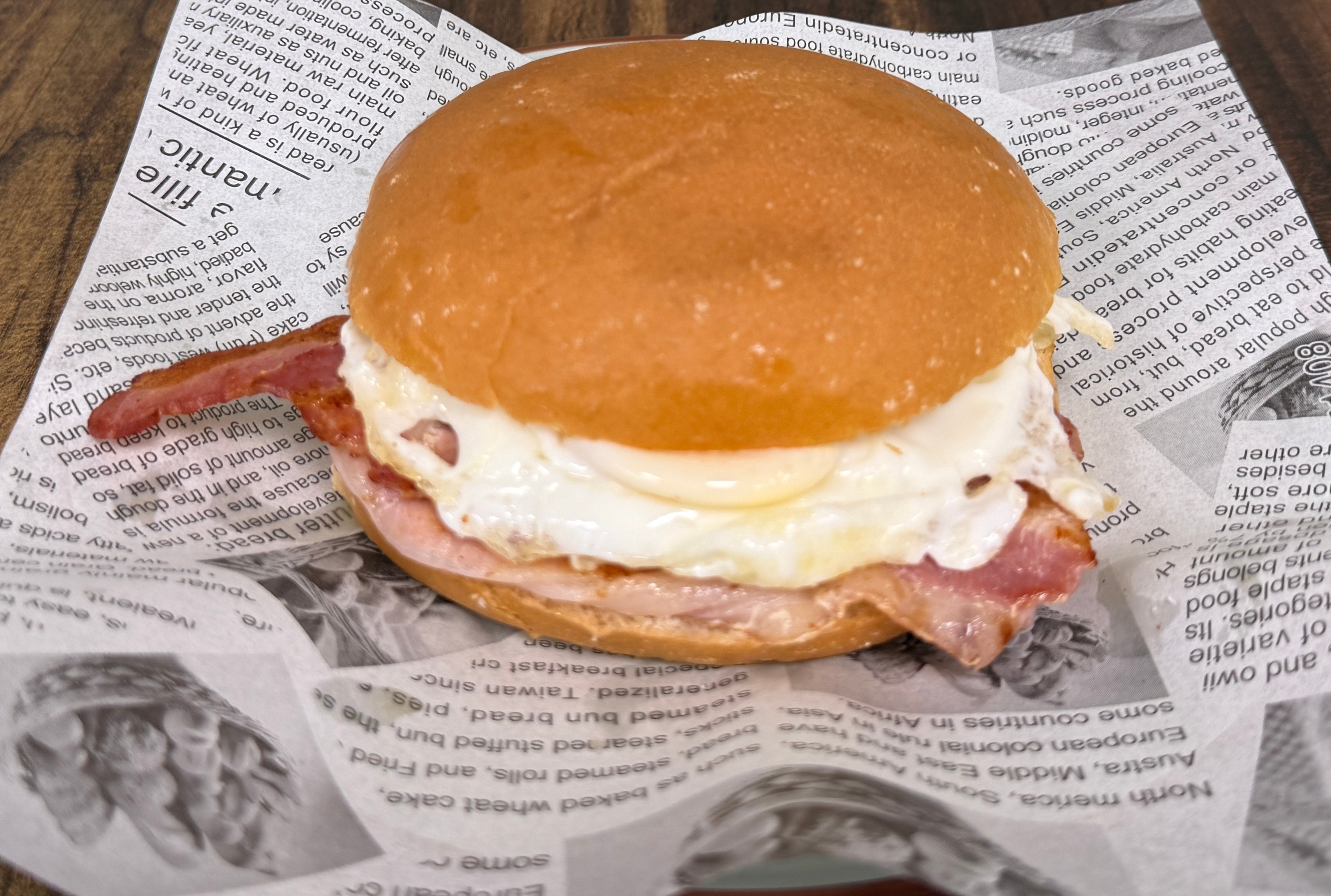 Bacon & Egg Breakfast Sandwich