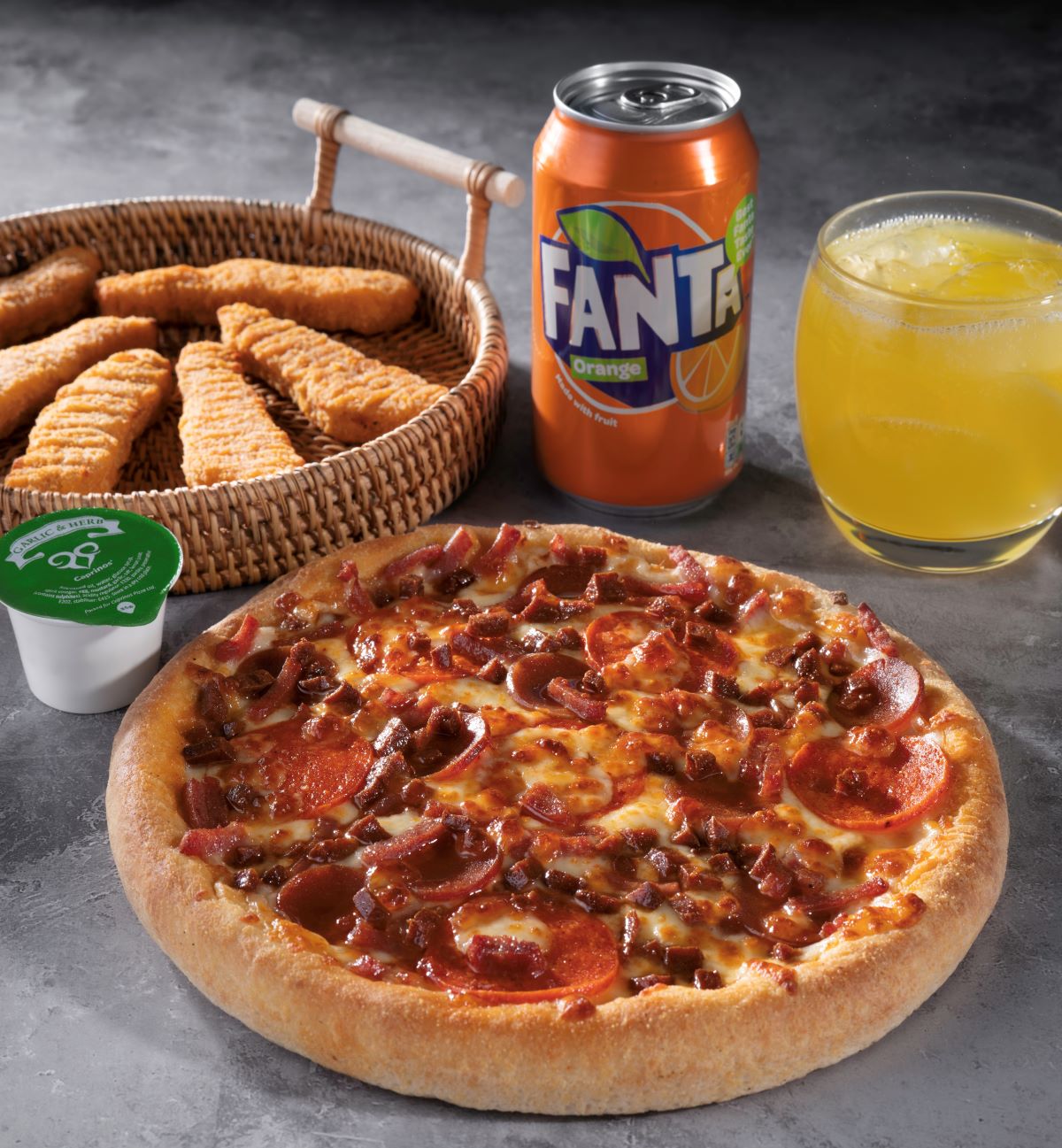 Deal 1  Make My Own Pizza