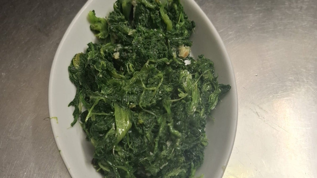 Spinach in garlic