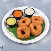 Medu Vada (1 pcs)
