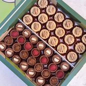 Mini Kinder Cookies With Chocolate Cups