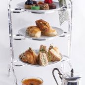 La Perle Afternoon Tea