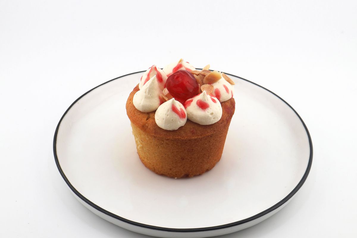  Individual Cherry Bakewell