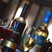 White Non Alcoholic Wine By bottle.