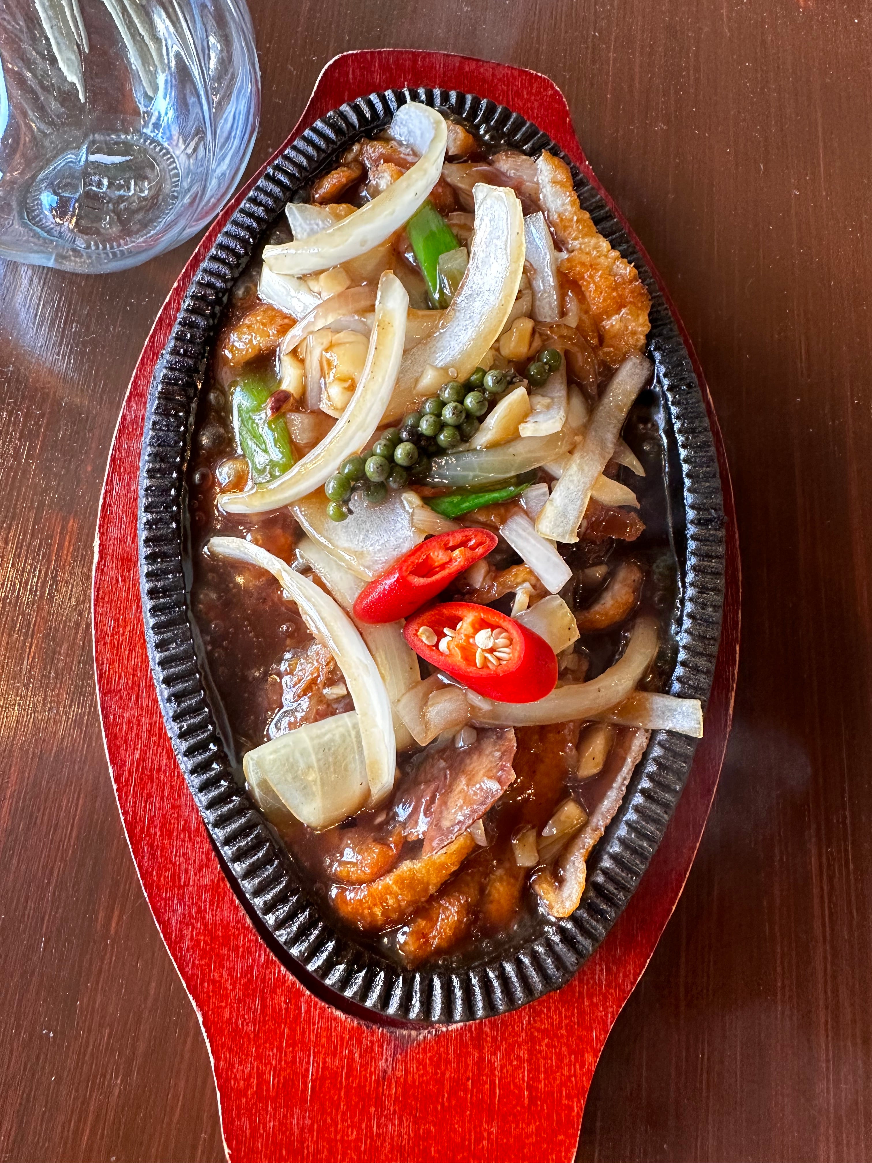 Pepper Braised Duck Bowl (vịt om tiêu)
