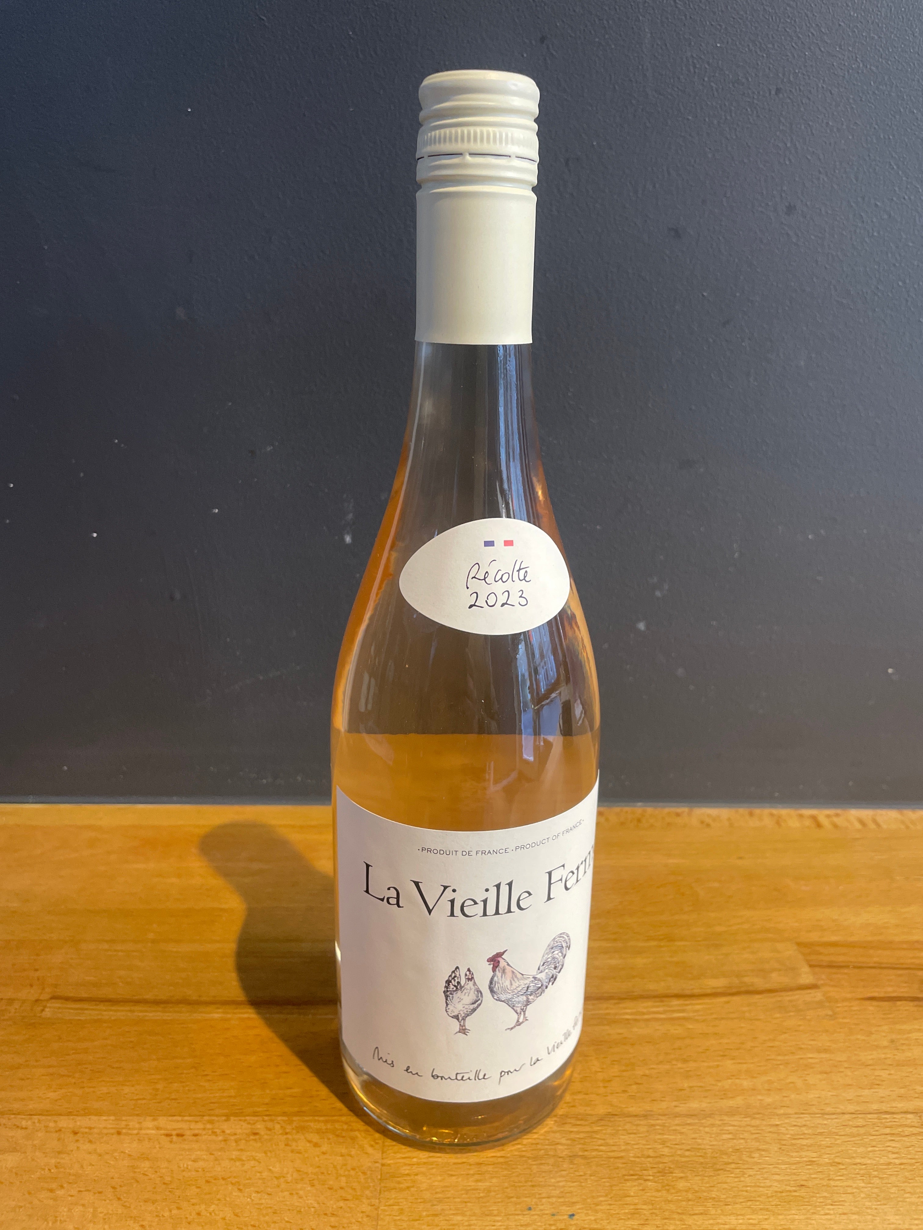 Rose wine (750ml 12.5%)