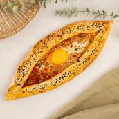 Egg Shakshuka Fatayer