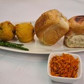Batata Vada With Pav bf