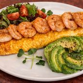 Omelette With Shrimps And Avocado (Омлет)