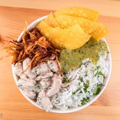 CREAMY SHRIMP GOBERNADOR Bowl