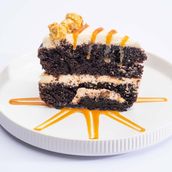 Salted caramel  cake 
