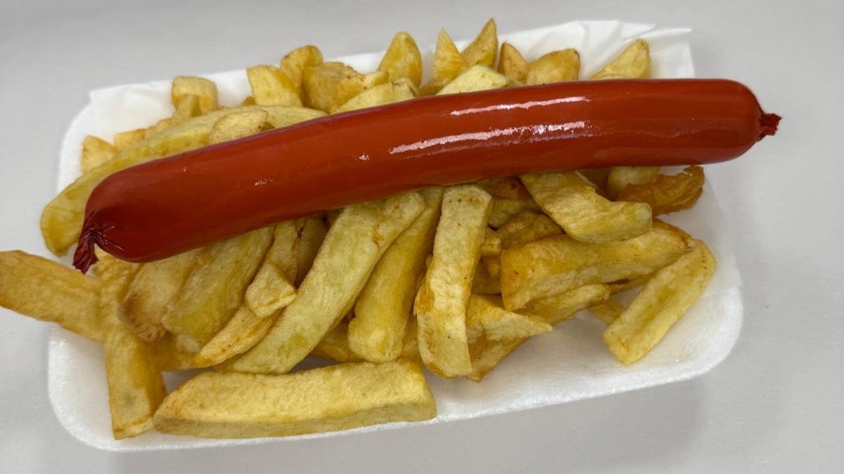 Savloy Sausage and Chips
