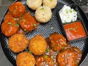 Wow Momo Chicken Platter  ( 12 Pcs ) 