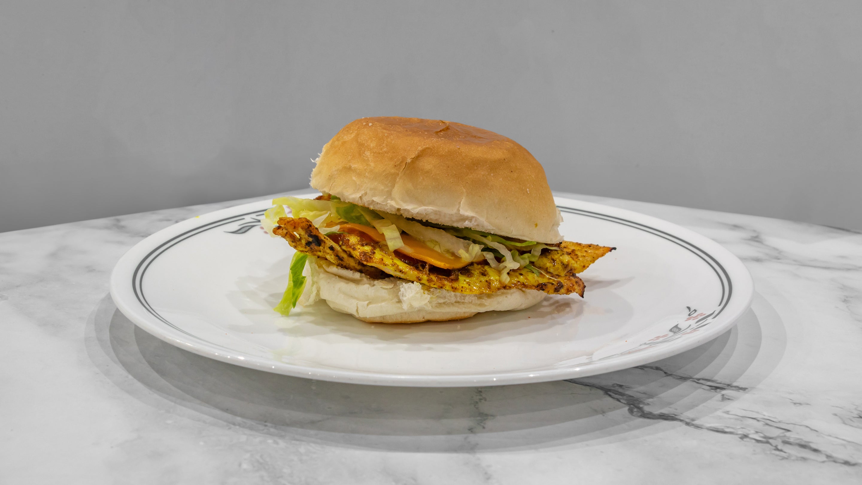 Chicken Fillet Burger with Egg