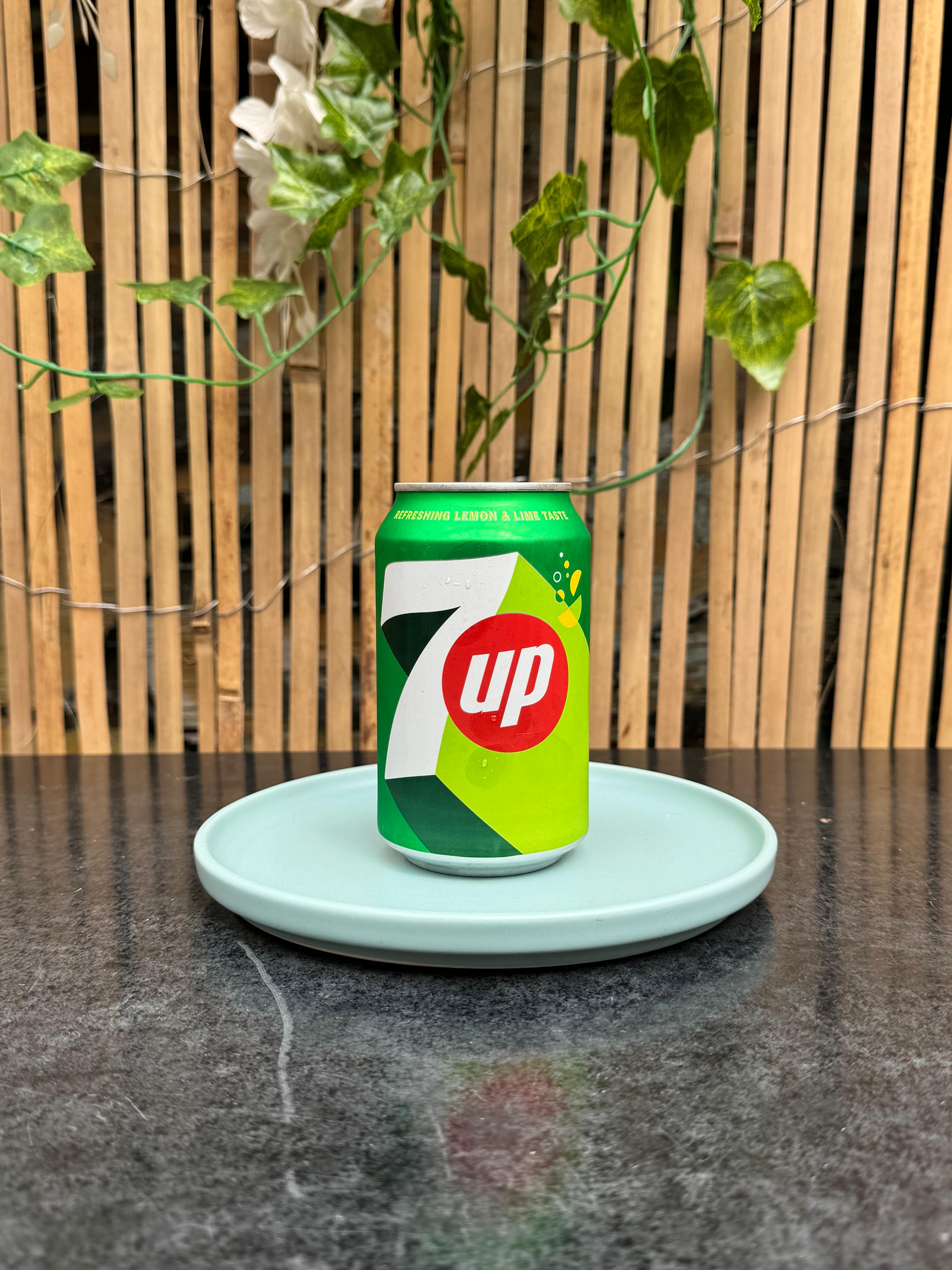 7Up Lemon & Lime Can, 330ml