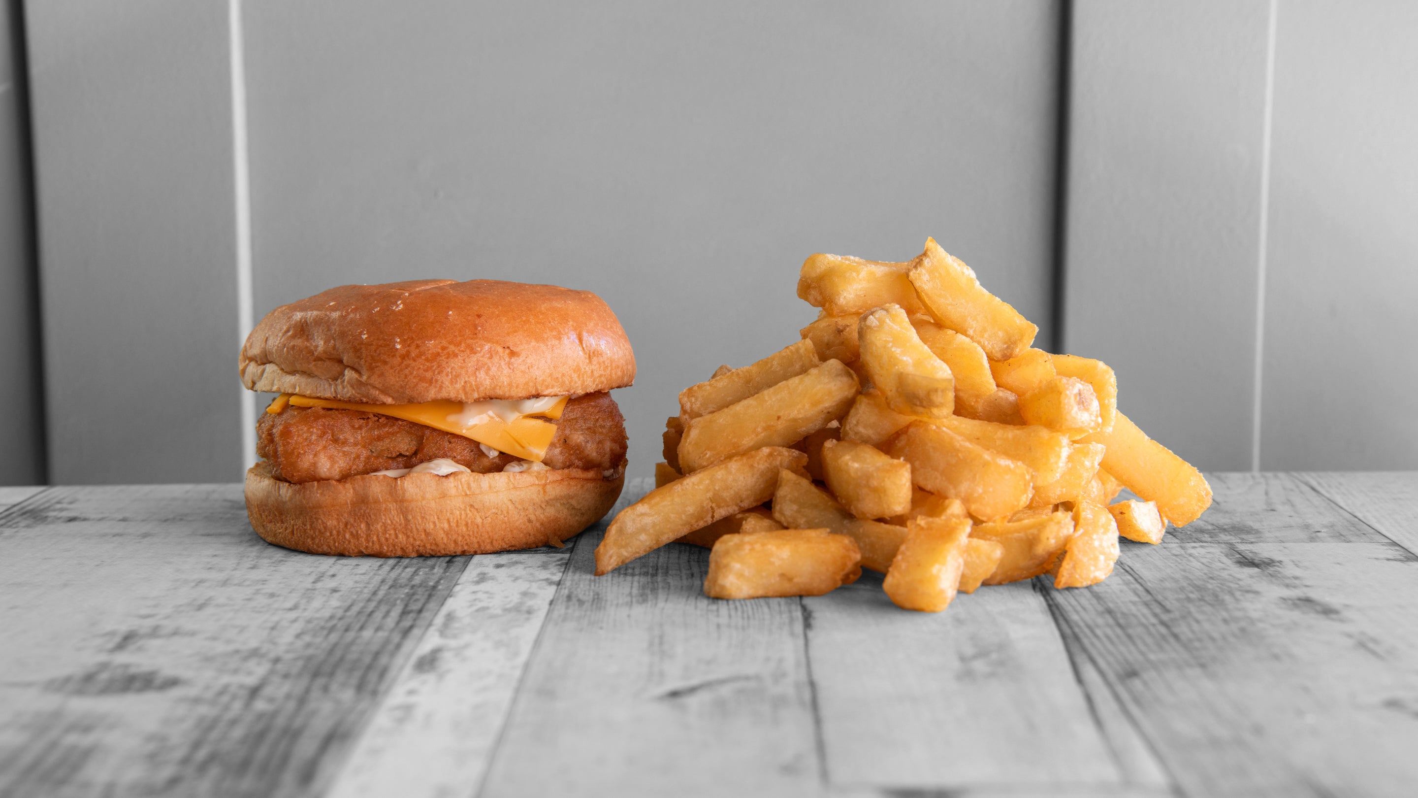 Fish burger & chips