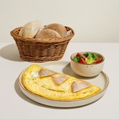 Omelet with turkey & cheese