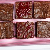 Fudgy brownies - box of 6 pieces
