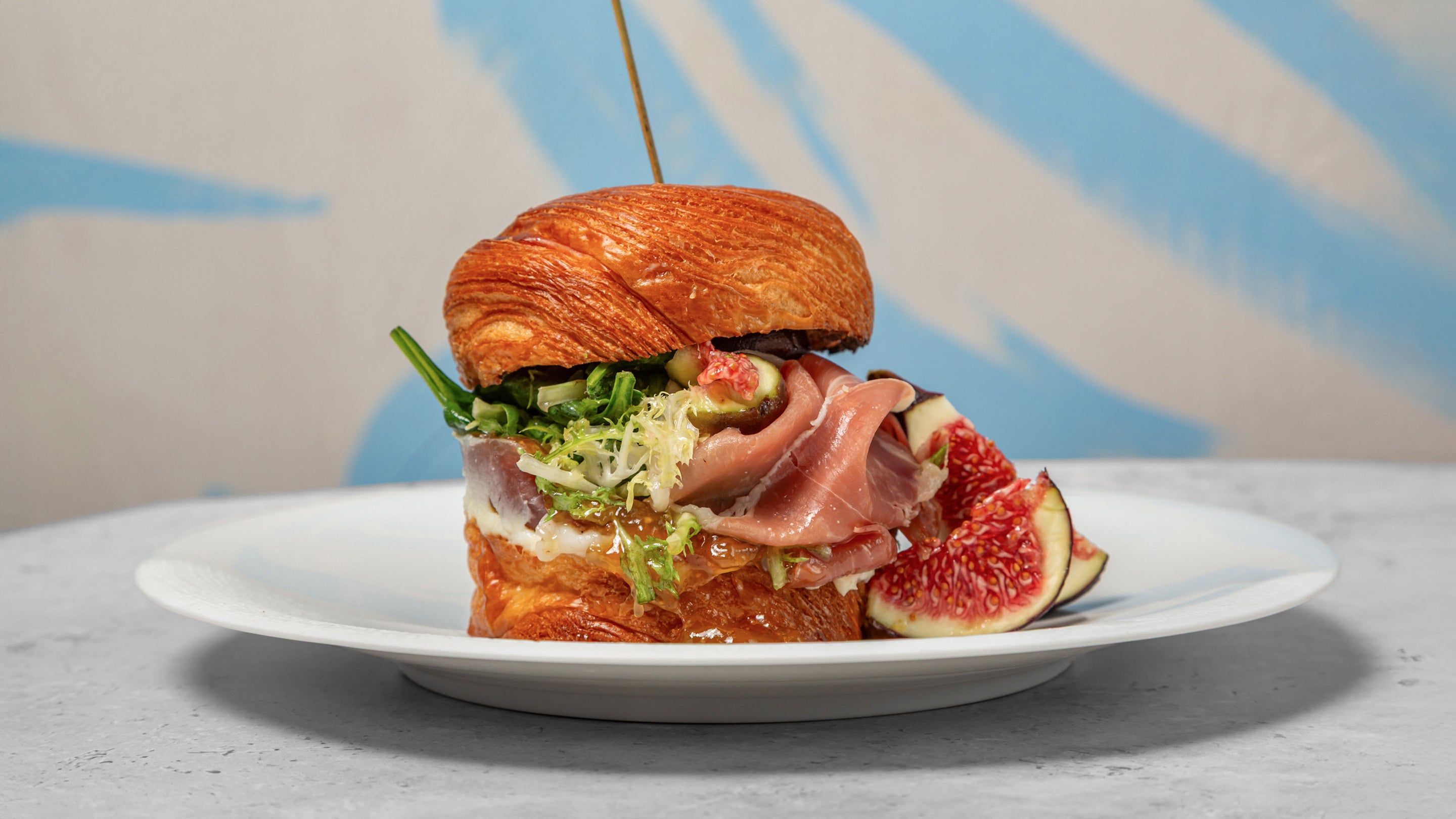 Ham, Figs, and Goat Cheese Cruffin Burger