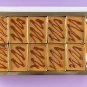 Big Caramel Cake