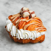  Búeno Shortcake Croissant