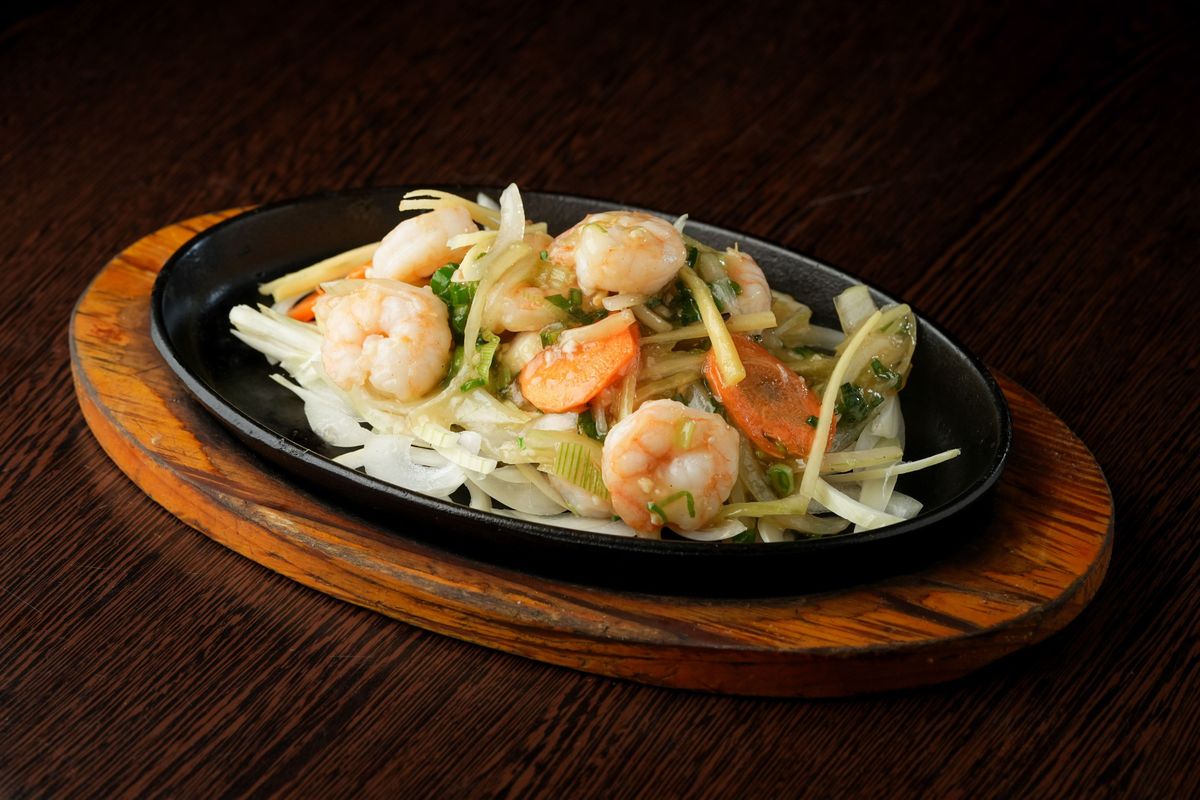 King Prawns in Ginger and Springs Onion Sauce
