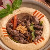 Hummus With Meat 