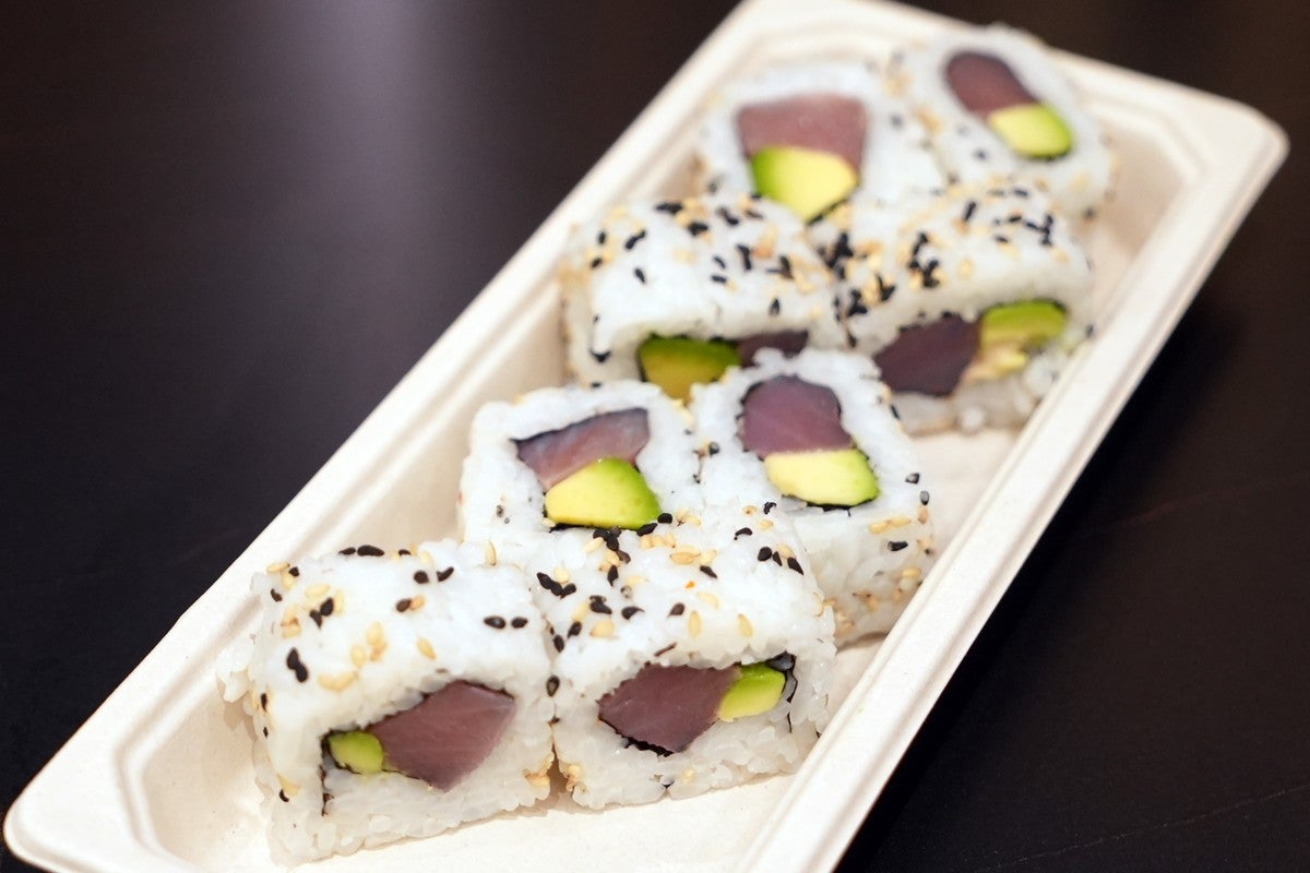 8 Pics Tuna Avocado Roll