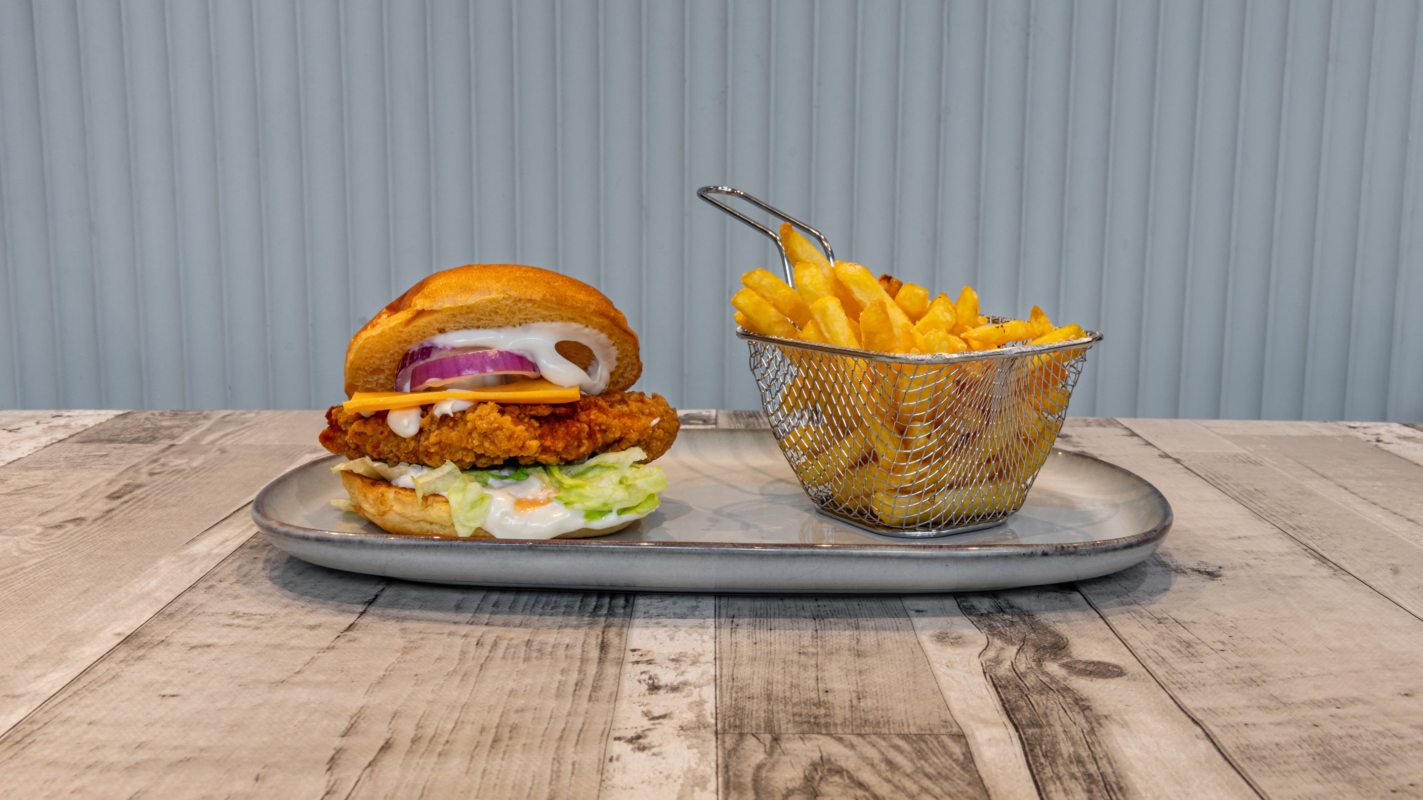 Classic chicken burger