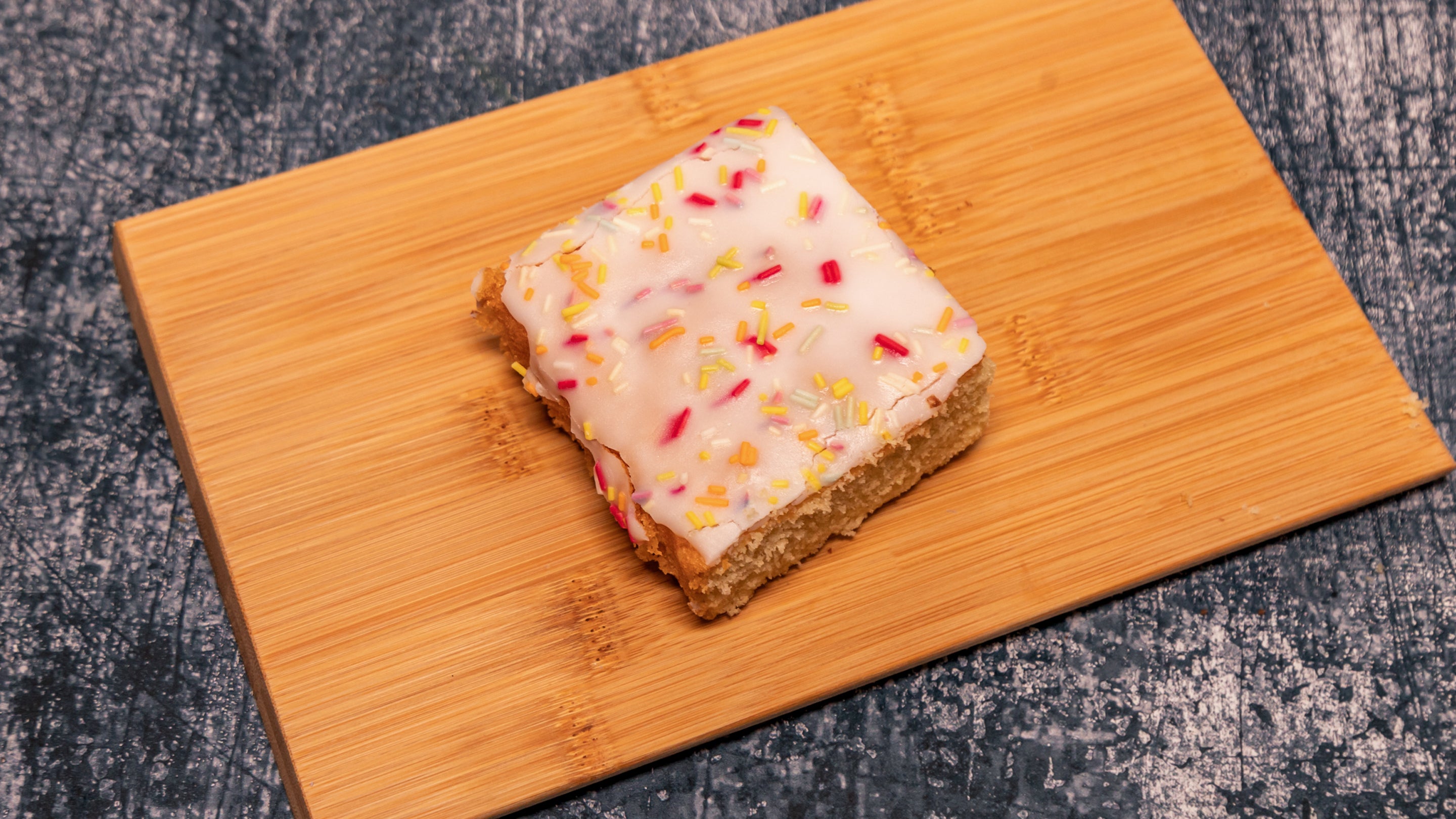 Old School Cake White