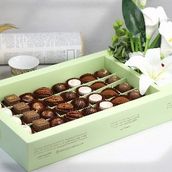 Sweet Coffee Box With Flowers