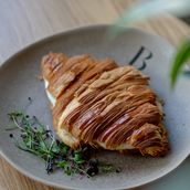 Caprese Croissant