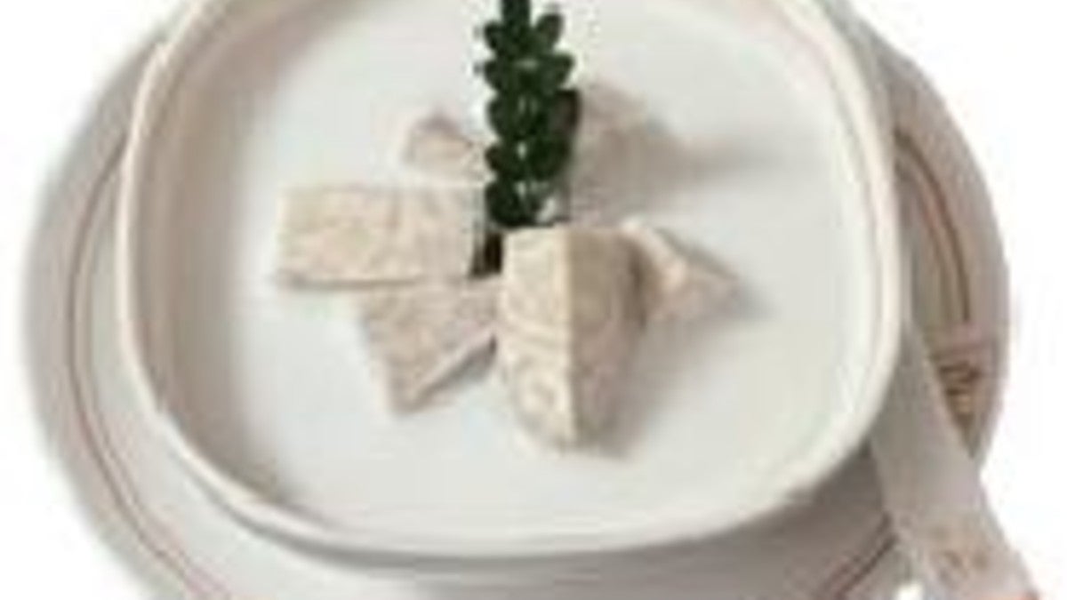 香芋椰汁豆花 Tofu Pudding with Taro in Coconut Juice