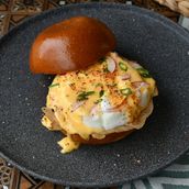 Benedict And Turkey Buns