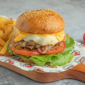 DOUBLE GOURMET CLASSIC BURGER