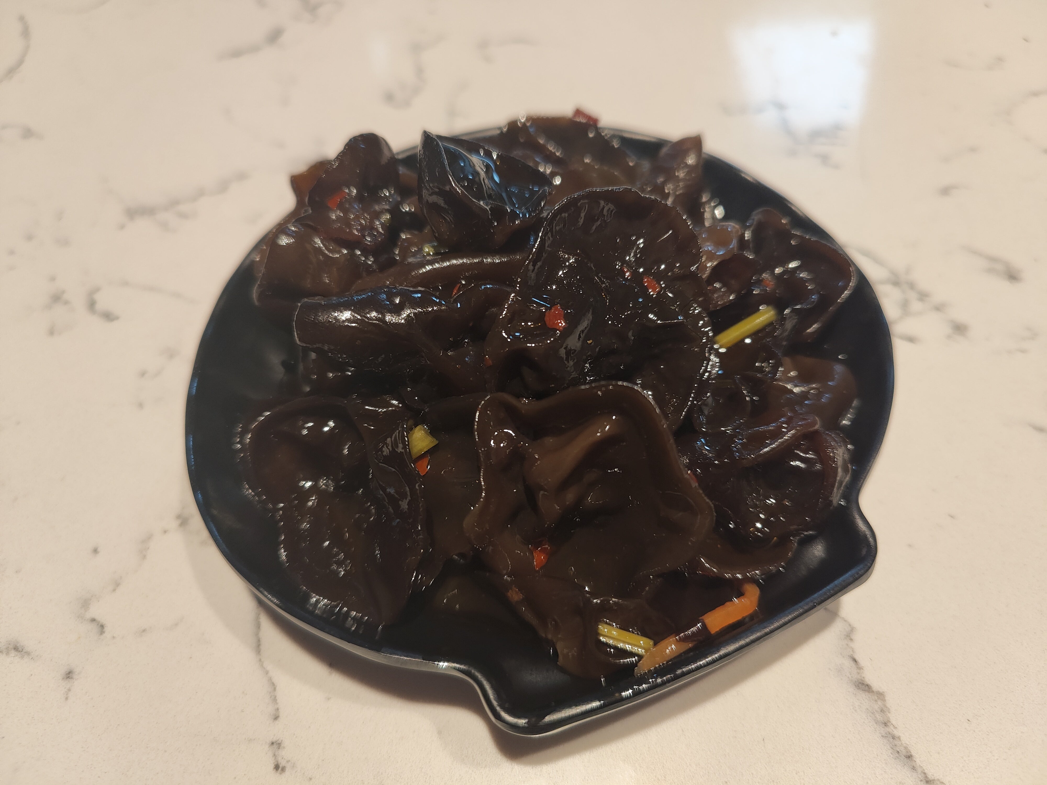 Black Fungus in Vinegar Sauce 凉拌木耳