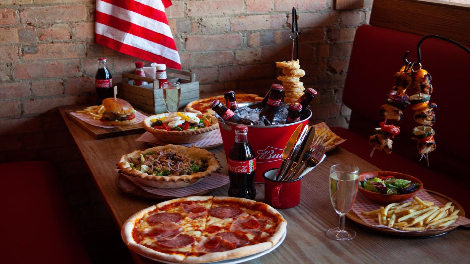 Bronco's Pizza & Ribshack