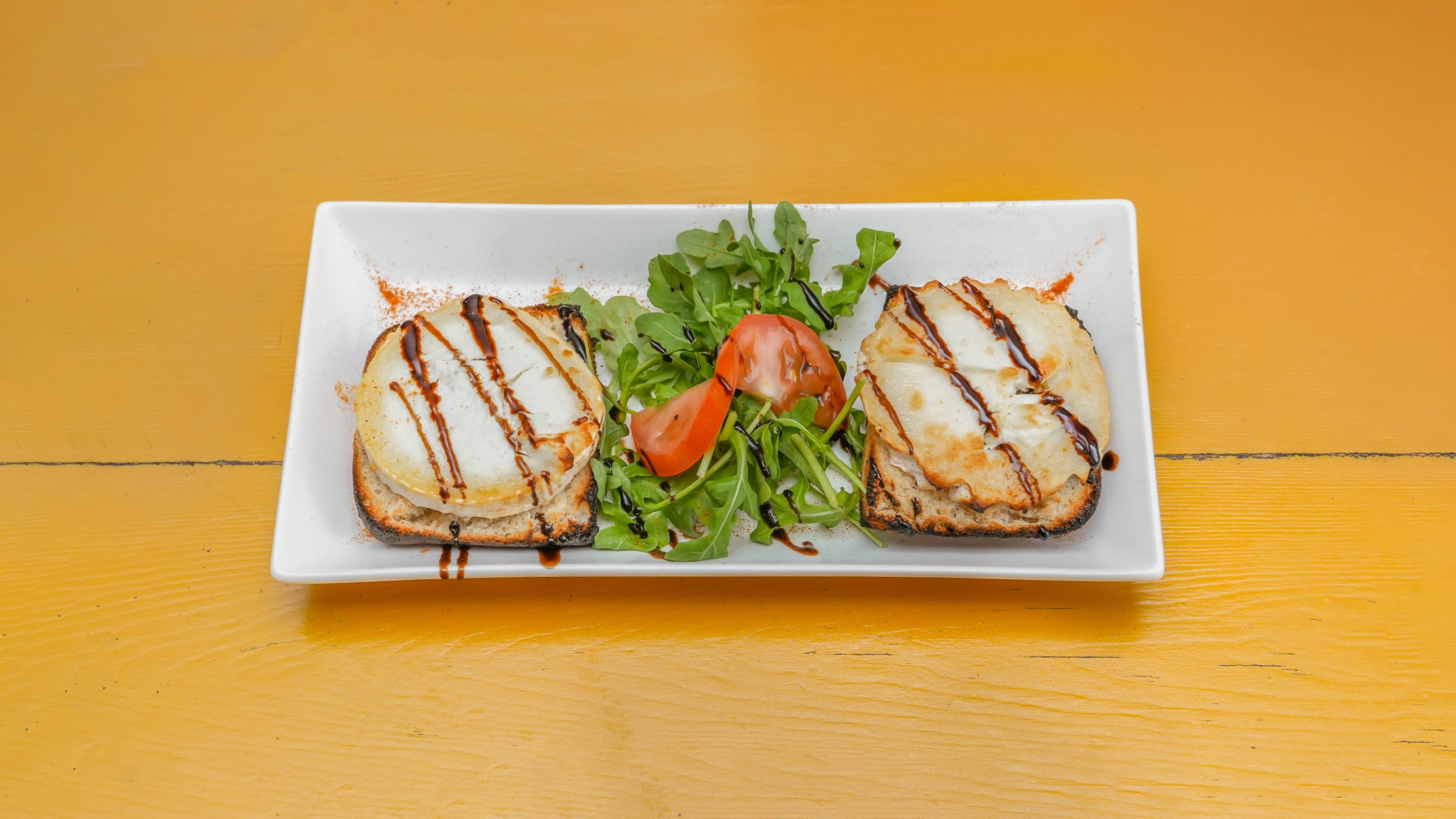 Bruschetta Caprina