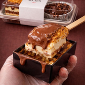 Layer cake & Molten  combo