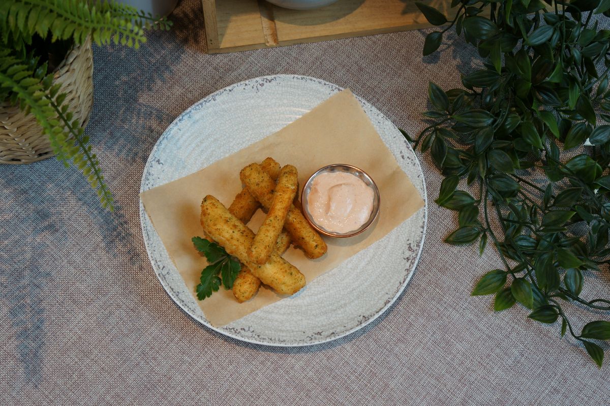 Halloumi Fries