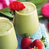 Avocado Strawberry Smoothie 
