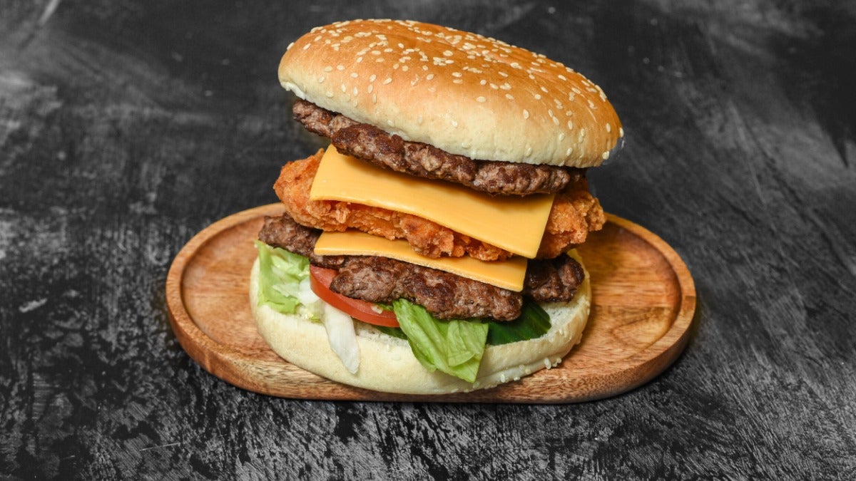 Xl Beefy Chick Burger