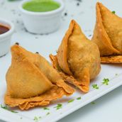 Punjabi Samosa 5 Pieces